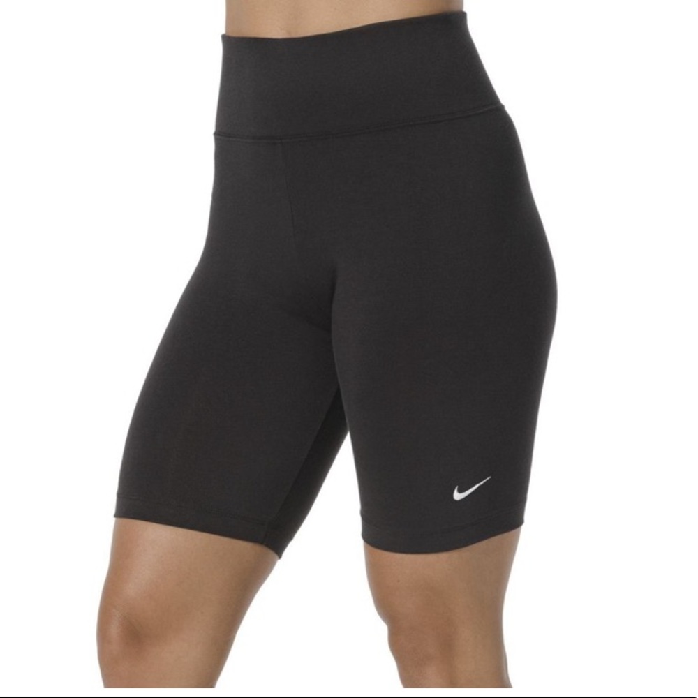 Nike women’s bike shorts